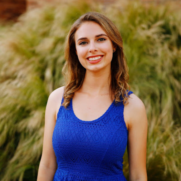 Meet your Posher, Claire - Picture 1 of 1